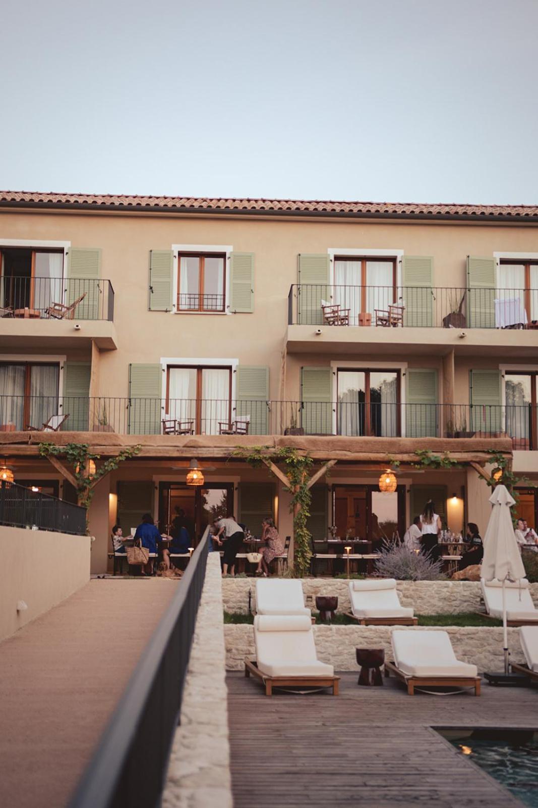 Boutique Hotel Responsable Et Restaurant Basgi Basgi Saint-Florent  Exteriör bild